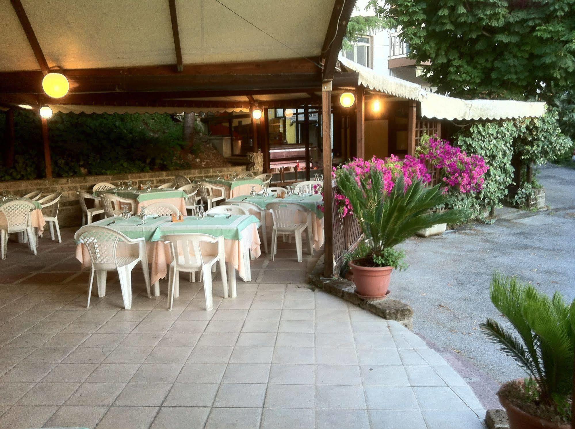 Hotel La Furnacelle Λαντσιάνο Εξωτερικό φωτογραφία